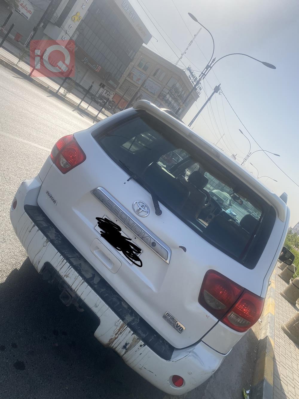 تويوتا سيكويا